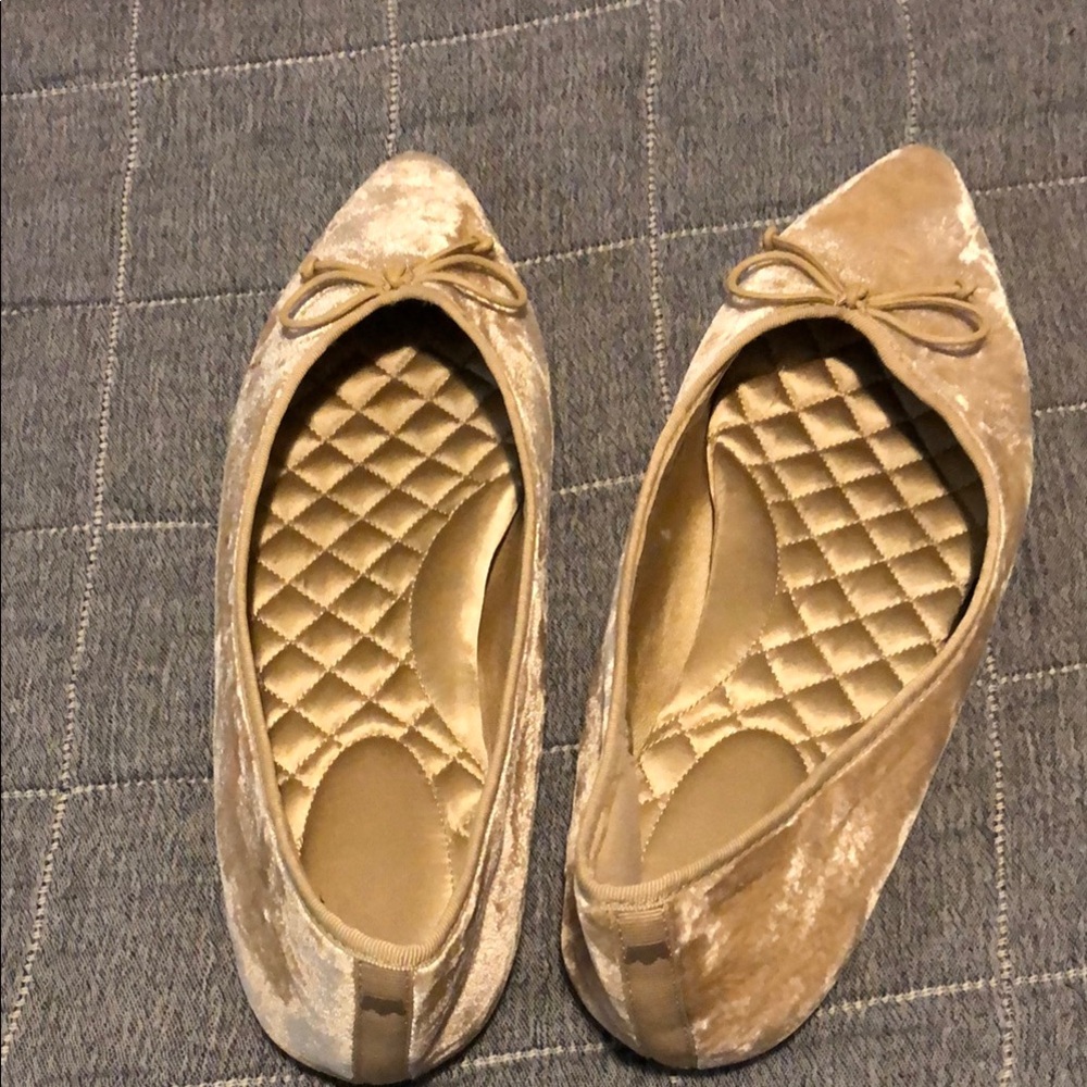 Birdies Gold Flats with Quilted Comfort
